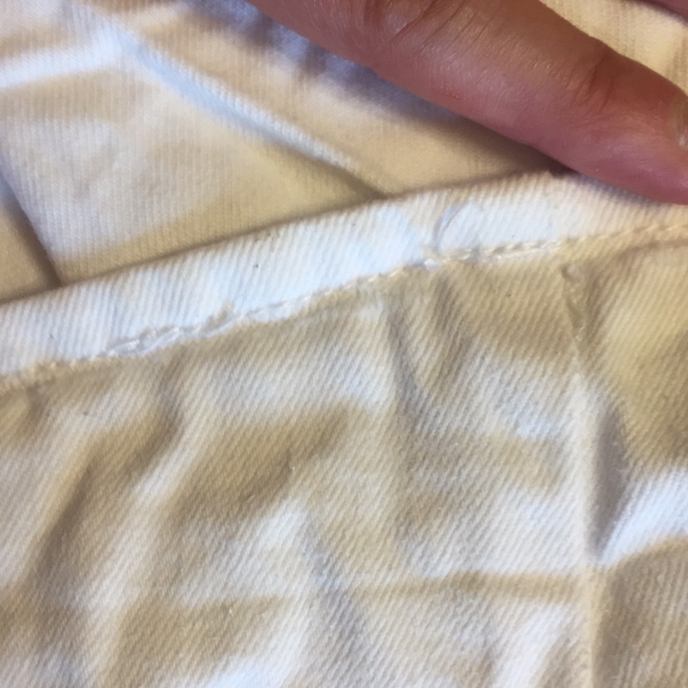 I ♥️ Ronson white shorts - Picture 10 of 10
